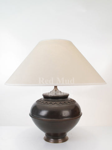 RM006 Medium Earth Black